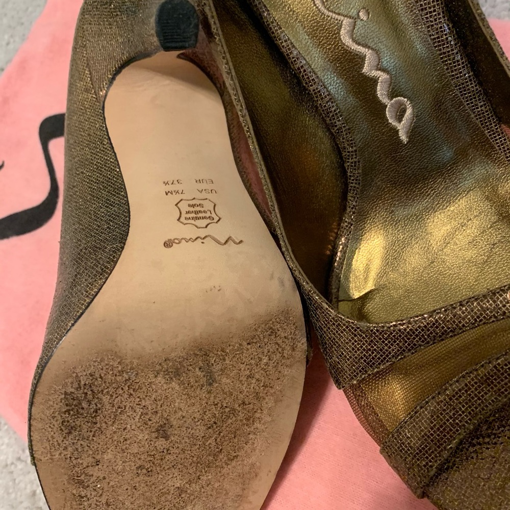 Heels - Picture 6 of 7